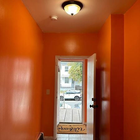Fidellia Iron Room, Queen Bed Minutes From Newark Liberty International Airport And Newark Penn Station Eksteriør billede