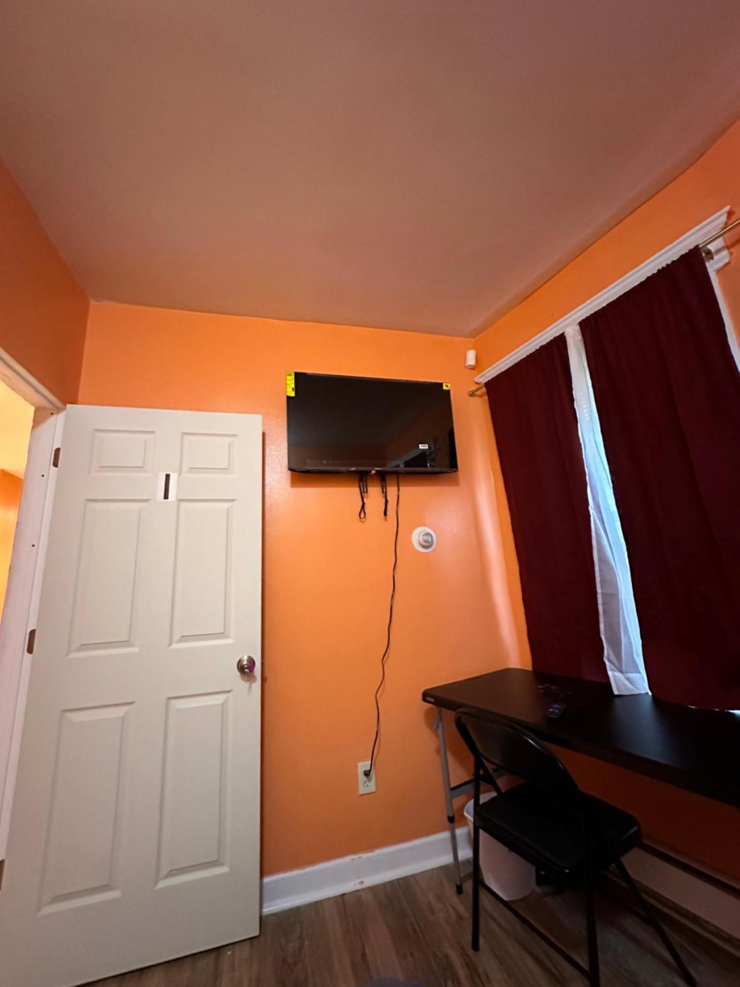Fidellia Iron Room, Queen Bed Minutes From Newark Liberty International Airport And Newark Penn Station Eksteriør billede